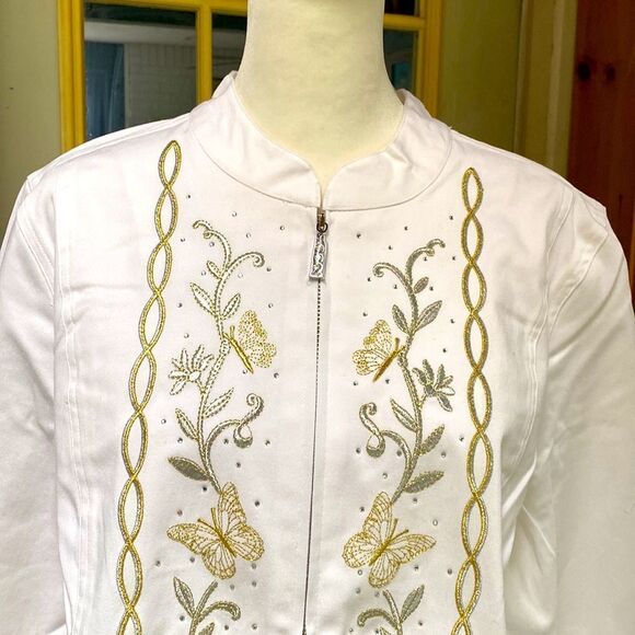 NWT! Quacker Factory White Full Zip Embroidered and Bling Jacket - Picture 1 of 12